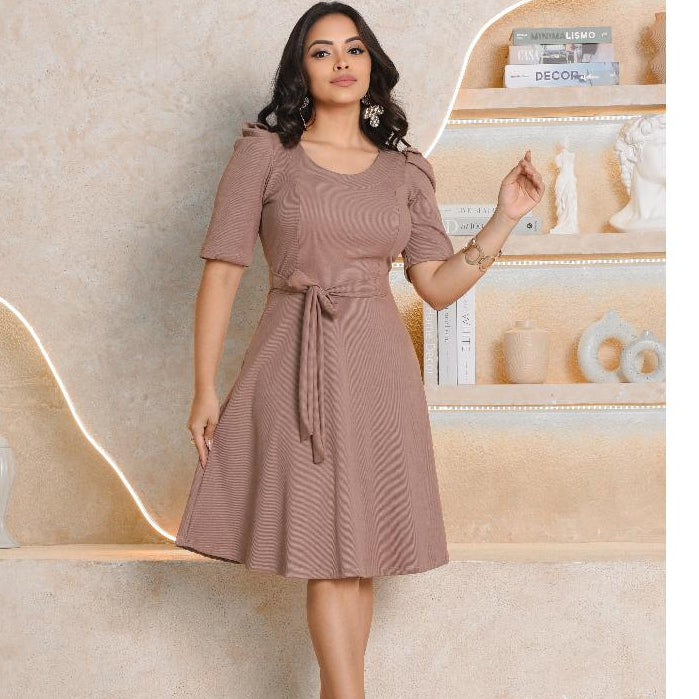 Vestido Rodado Com Amarração Na Cintura
